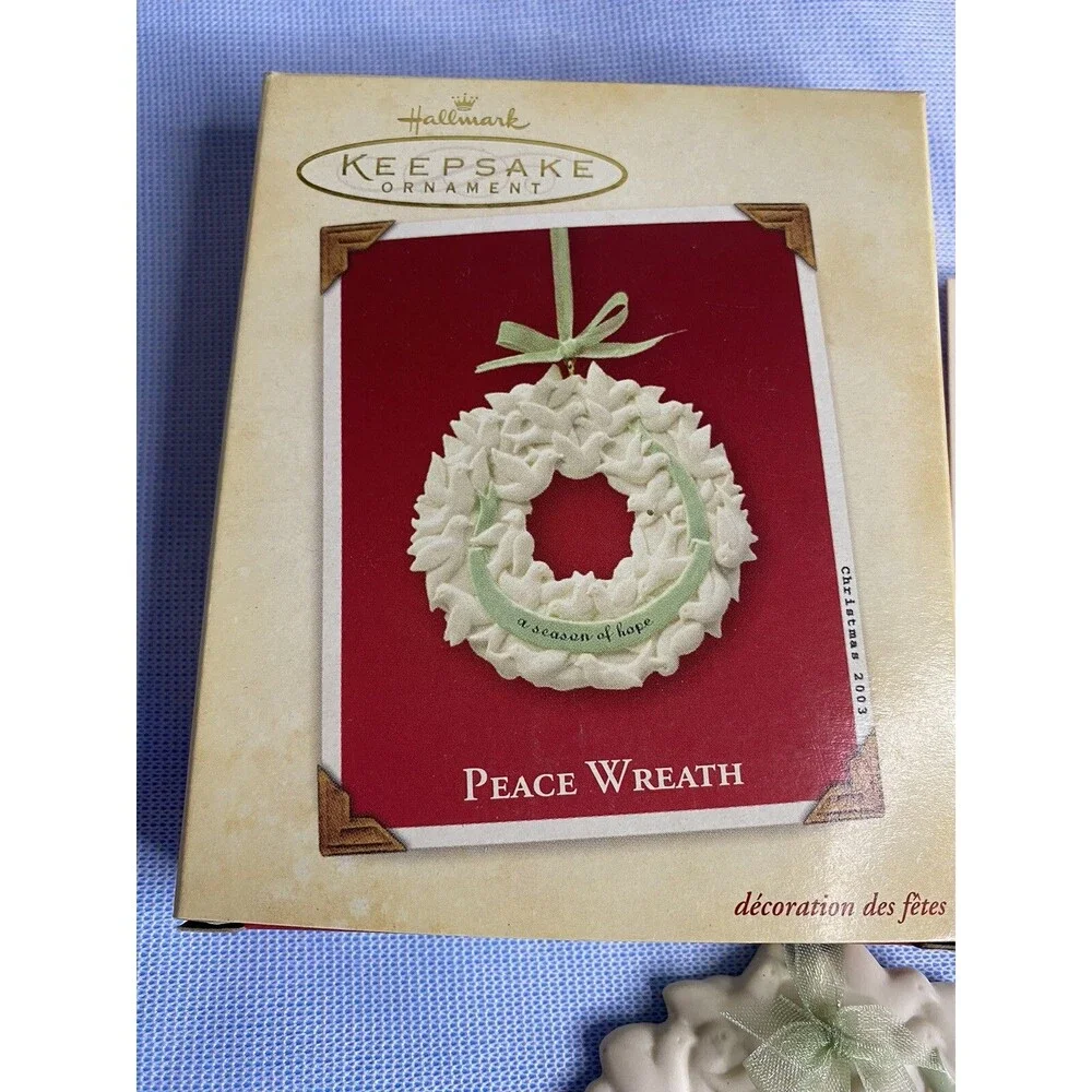 Hallmark Keepsake Ornament: 2003 Peace Wreath  Excellent  With Box